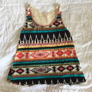 Aztec print crochet tank S